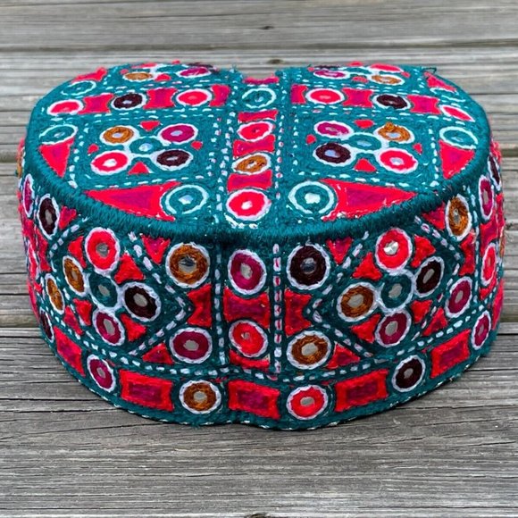 Sindhi Men Hat Handmade Cultural Embroidery Multi Color Traditional Topi Cap Hat - Picture 5 of 10